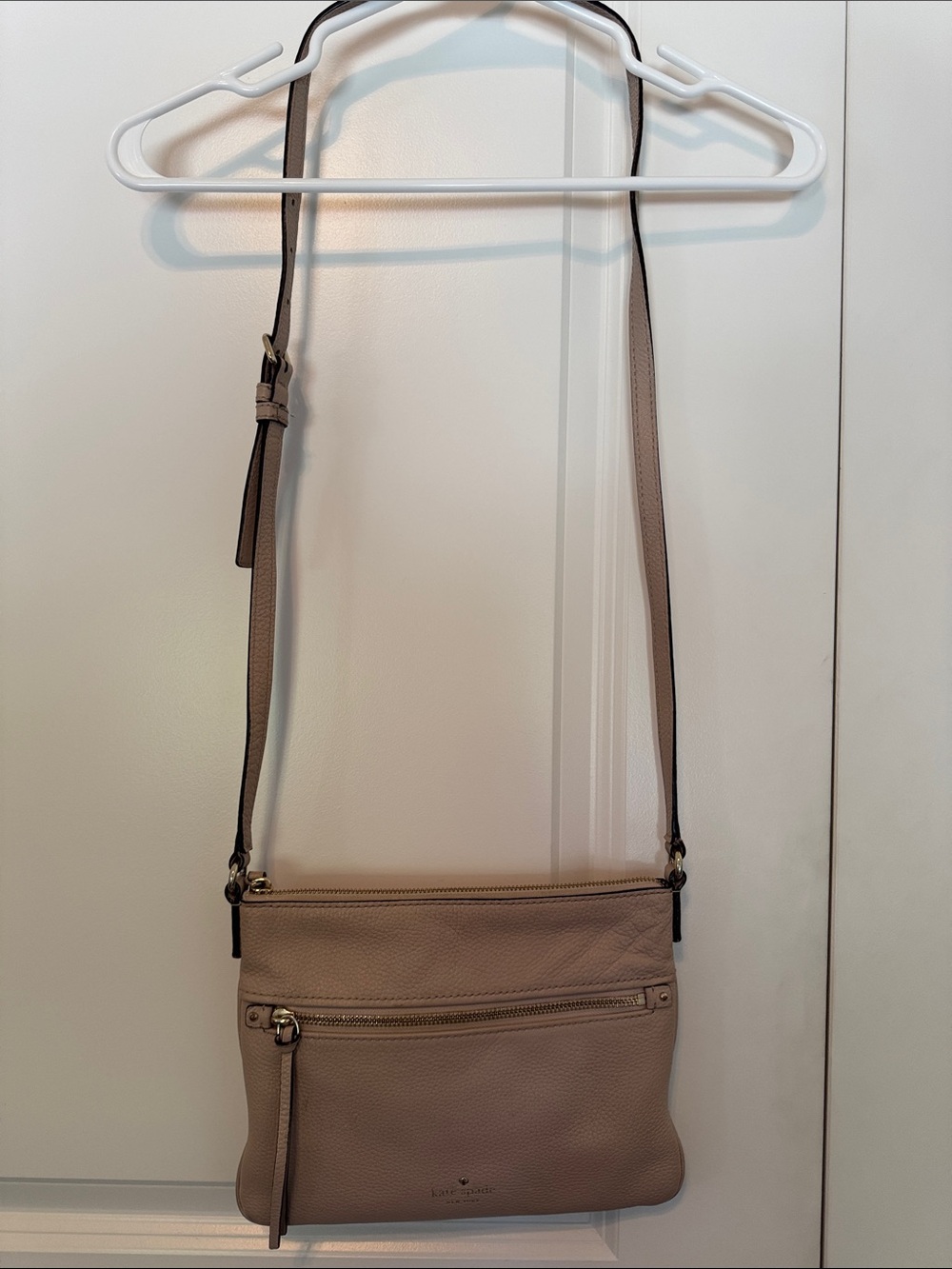 kate spade taupe leather crossbody with front zip